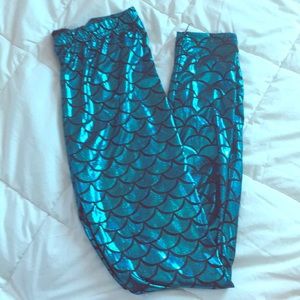 Scaled “little mermaid-esque” leggings.